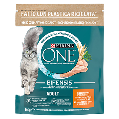 COMIDA RICA EN POLLO PARA GATOS ADULTOS 800 G.