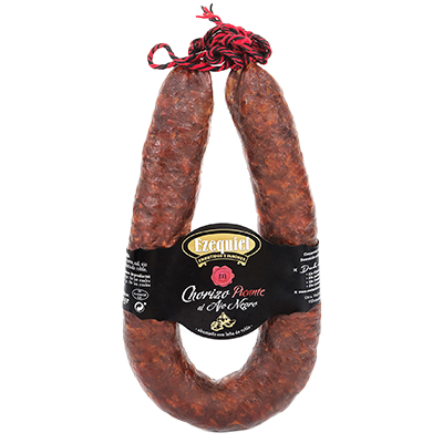 CHORIZO HERRADURA PICANTE AL AJO NEGRO 425 G.